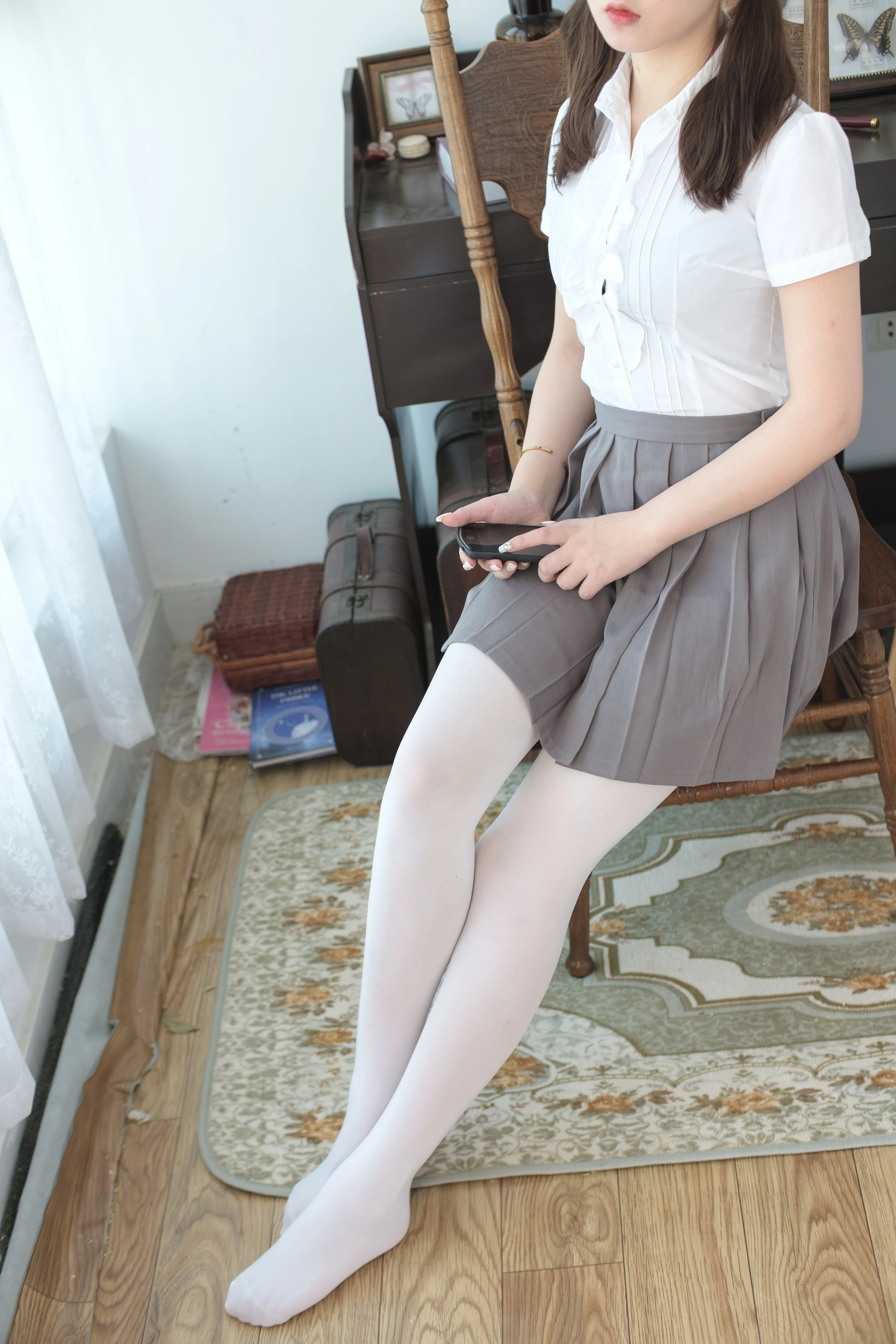 森萝财团 [BETA-020] 白丝美少女 [71P] 2